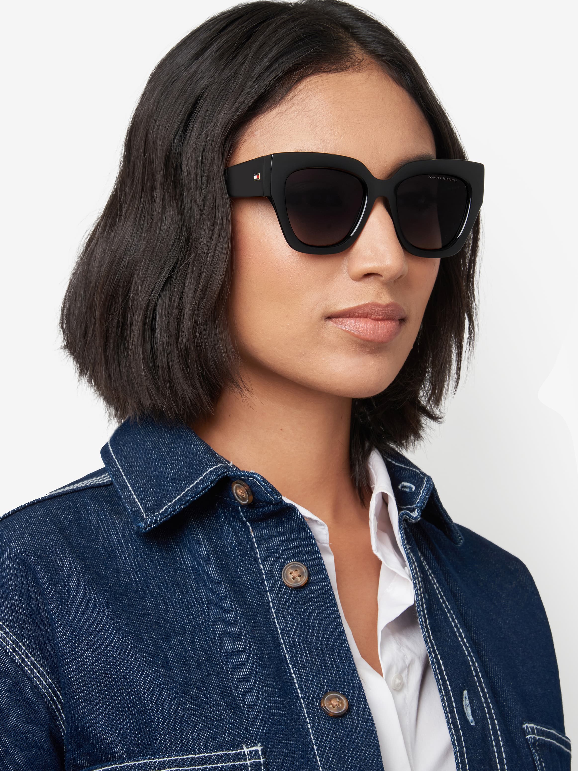 Woman Square Classy Sunglasses