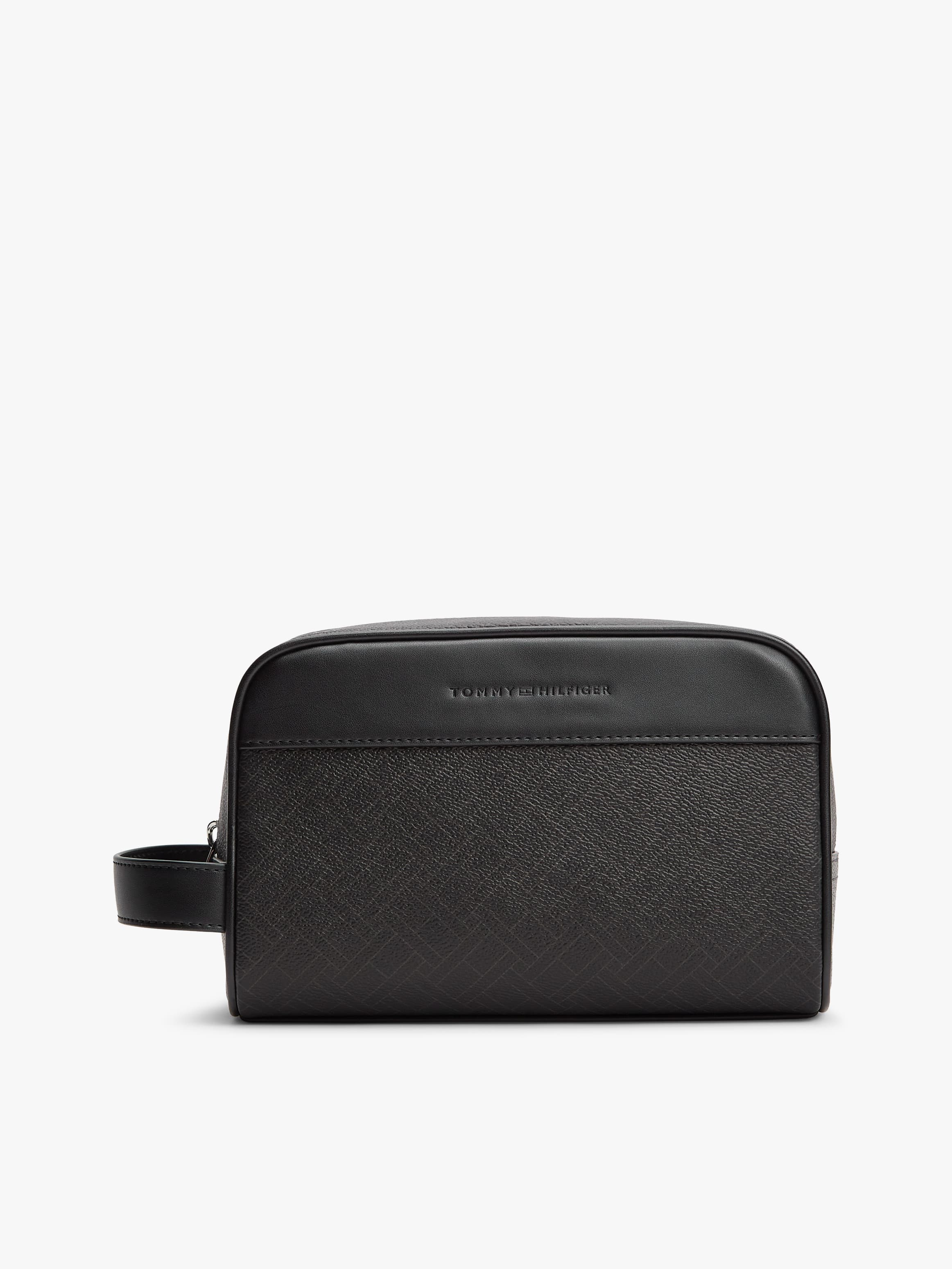 Repeat Flag Metallic Logo Washbag